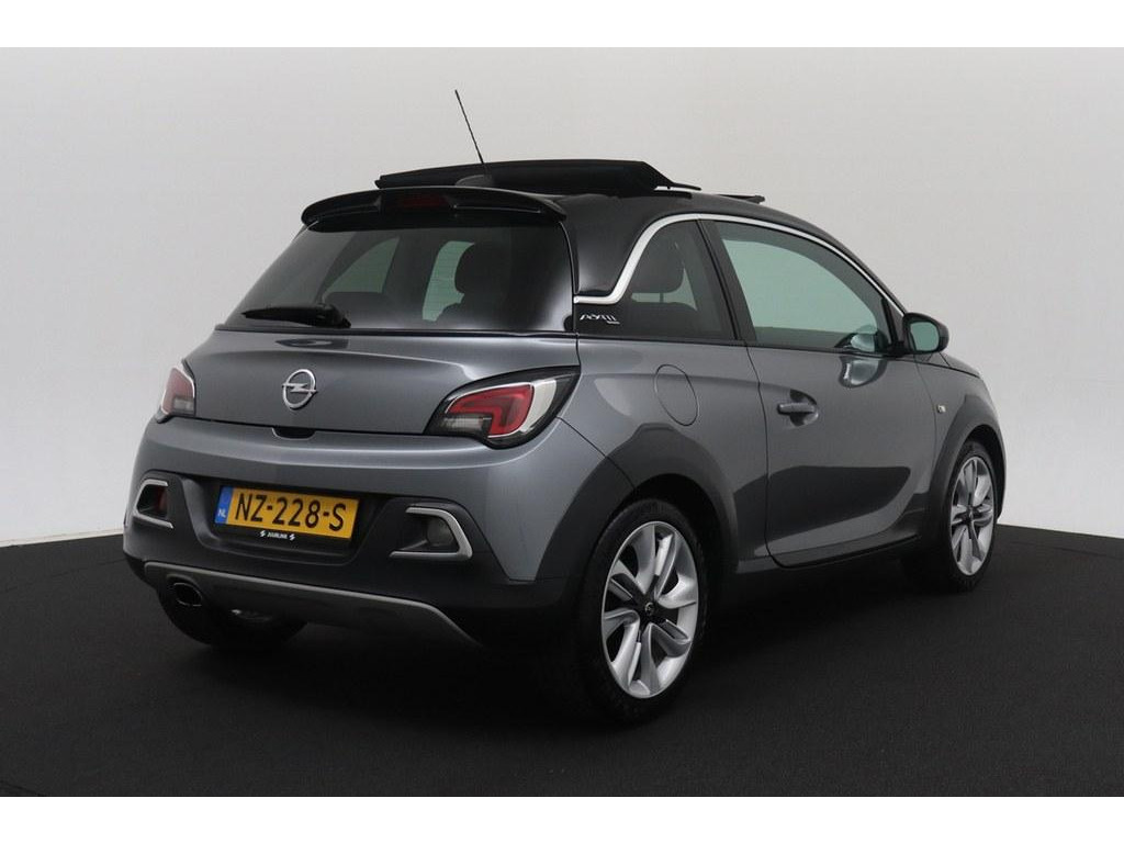 53954335-1.jpg