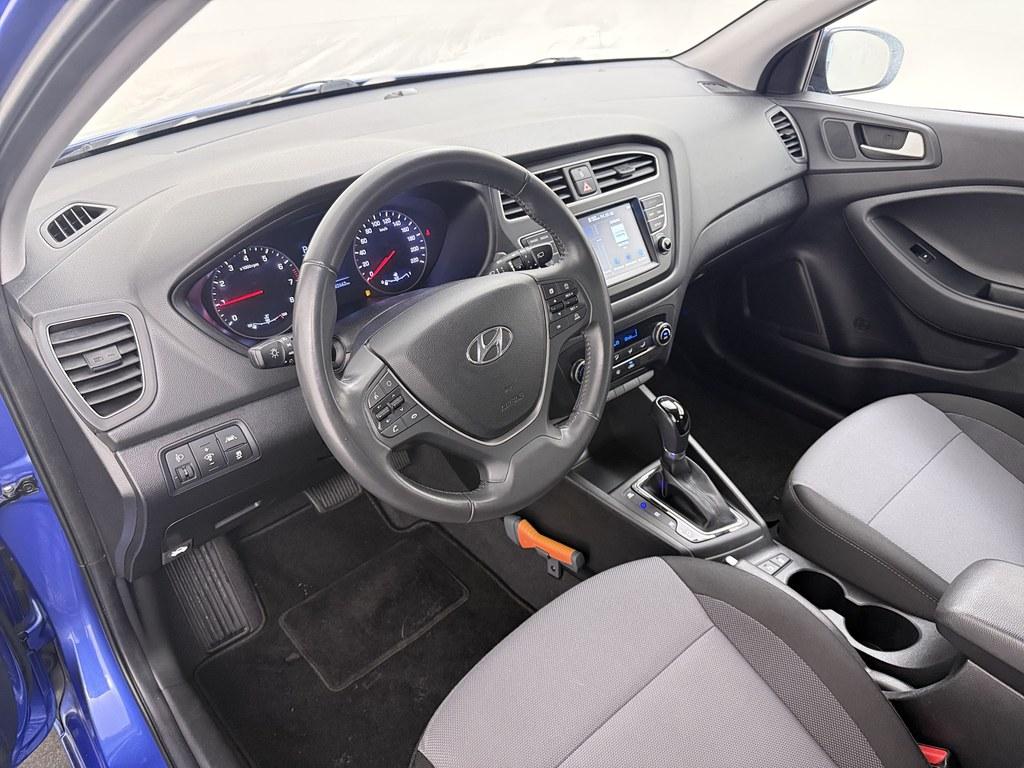 54125686-2.jpg