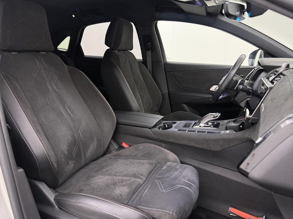56753741-3.jpg